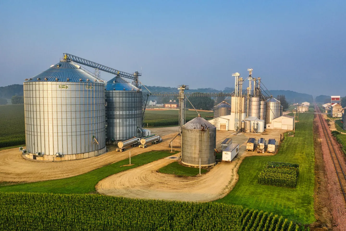 Grain storage silos and agricultural processing facility